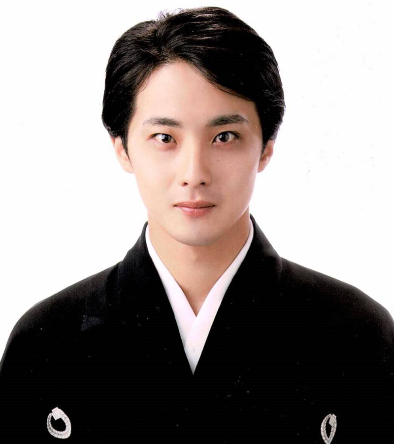 藤間翔（日本舞踊紫派藤間流）